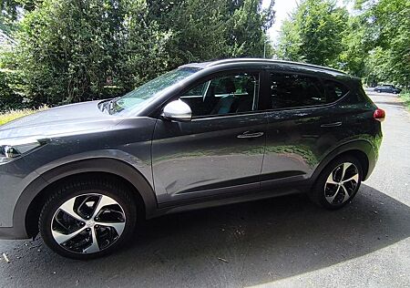 Hyundai Tucson Advantage 1.6 TLE