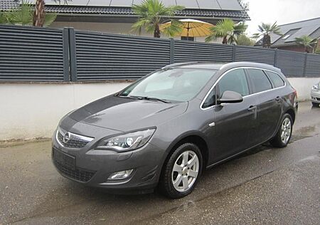 Opel Astra J Sports Klima Euro-5 PDC Turbo Defekt.