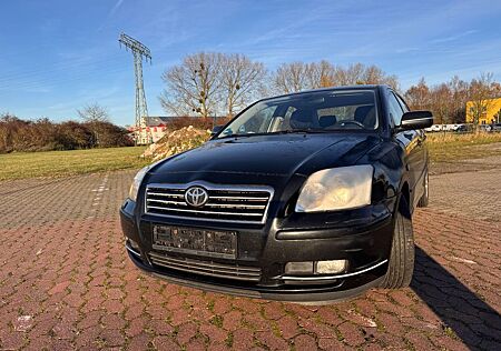 Toyota Avensis 2.0Executive Lim. klimaatomatik 4 Türen