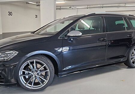 VW Golf Volkswagen 2.0 TSI OPF DSG 4MOTION Variant R Perform.