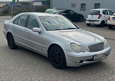 Mercedes-Benz C 220 CDI 105kW Automatik - Klima - Navi - SHZ