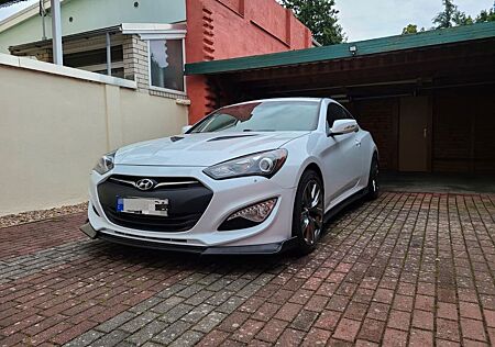 Hyundai Coupe Genesis 3.8l Rarität!