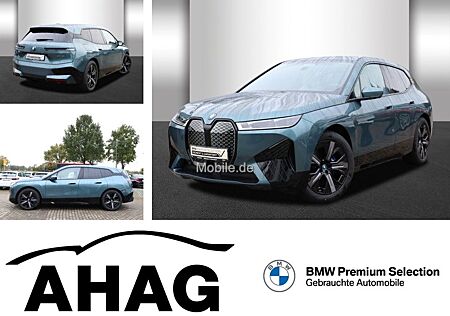 BMW iX xDrive40 Navi Tempom.aktiv Bluetooth PDC MP3