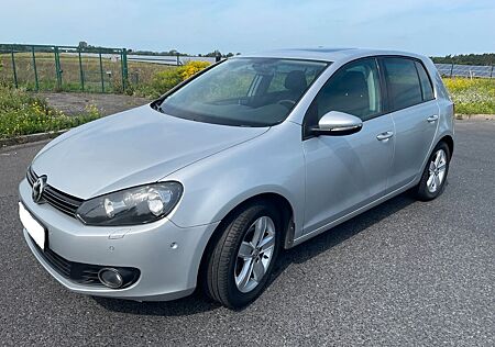 VW Golf Volkswagen 1.2 TSI BlueMotion Tech, Navi, AHK, 6 Gang
