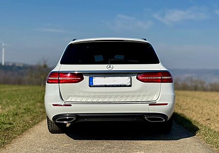 Mercedes-Benz 220 gebraucht kaufen Mercedes-Benz 220 MB E-Klasse T220 Avantgarde - AHK