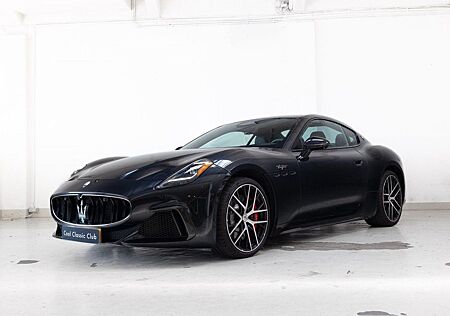 Maserati GranTurismo gebraucht kaufen Maserati GranTurismo Trofeo - Low Mileage - 1 Owner -