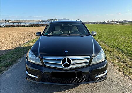 Mercedes-Benz C 200 T AVANTGARDE AMG 7G-Automatik