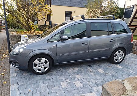 Opel Zafira 1.8 Sport Sport
