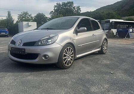 Renault Clio Sport 2.0 16V Sport