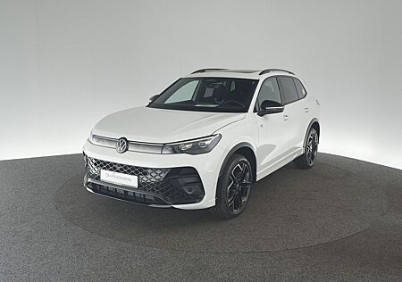 VW Tiguan Volkswagen 2.0 TDI 4Motion DSG R-Line ACC AHK Pano
