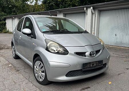 Toyota Aygo (X) Aygo*TUV NEU*Klima*Checkheftgepflegt*
