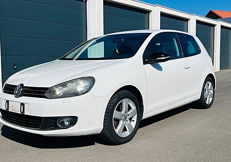 VW Golf Volkswagen 6 1.4 TSI 90 kW mit Sternenhimmel