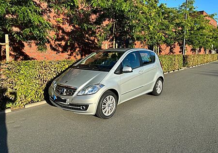 Mercedes-Benz A 180 BlueEFFICIENCY -