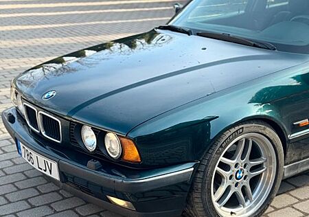 BMW 525 525tds touring Edition