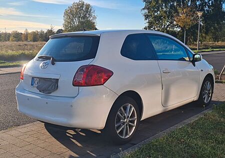 Toyota Auris 1,33-l-Dual-VVT-i -