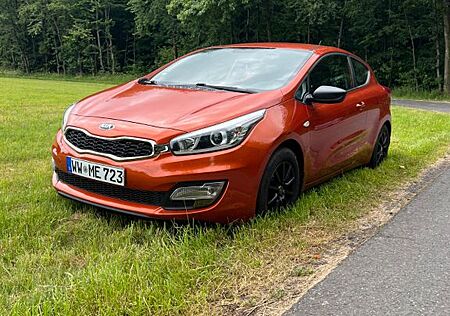 Kia Cee'd / Ceed 1.4 CVVT Attract