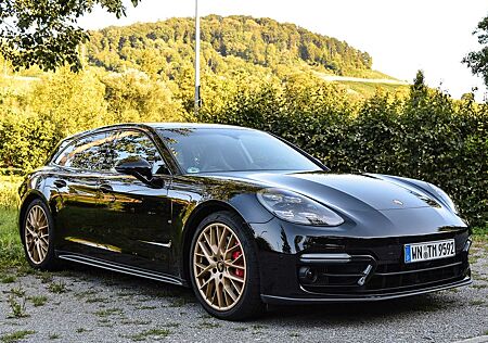 Porsche Panamera GTS Sport Turismo Aurum Head-Up 18-Wege