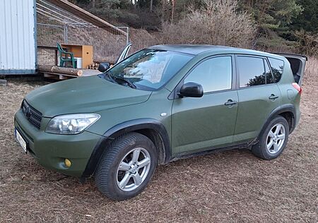 Toyota RAV 4 2.2-l-D-CAT 4x4 Sol Sol