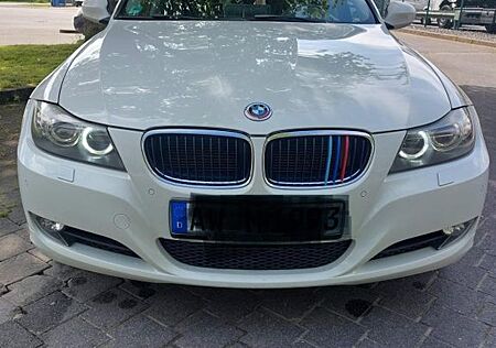 BMW 320d xDrive Touring -