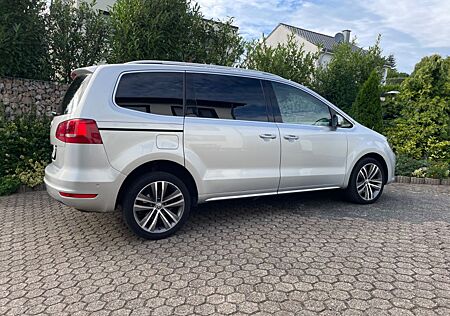 VW Sharan Volkswagen 2.0 TDI DSG 125kW BMotion Tech Highli...