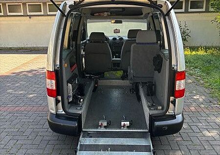 VW Caddy Volkswagen Life 1.4 3-Sitzer -Rollstuhlrampe