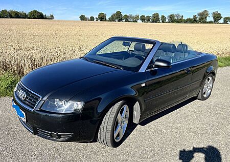 Audi A4 2.4 Cabriolet - TOP - viele Extras - AHK