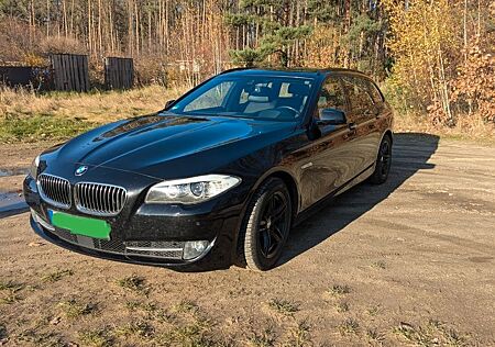 BMW 530d Touring Shadow Line - Panoramadach, Head-Up