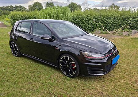 VW Golf Volkswagen 2.0 TSI BMT GTI GTI