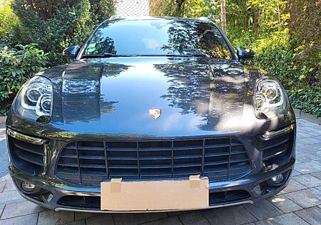 Porsche Macan S
