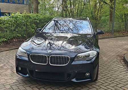 BMW 530d xDrive Touring - *Headup* *HU/AU neu*