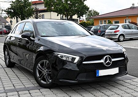 Mercedes-Benz A 180 -Urban Kamera LED AGILITY SELECT EU6
