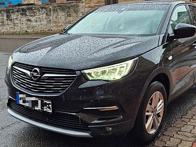 Opel Grandland (X) 1.5 Diesel 96kW Design Line Au...