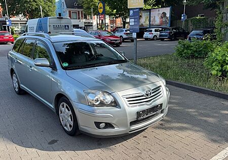 Toyota Avensis Kombi 1.8 Travel TÜV 02/2027 / Garantie!