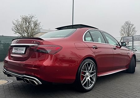 Mercedes-Benz E 63 AMG E 63 S AMG 4-M NIGHTPAKET WIDESCREEN PANORAMADAC