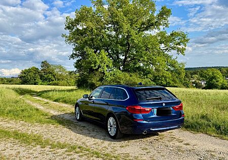 BMW 520d Touring + top gepflegt + Driving Ass. Plus