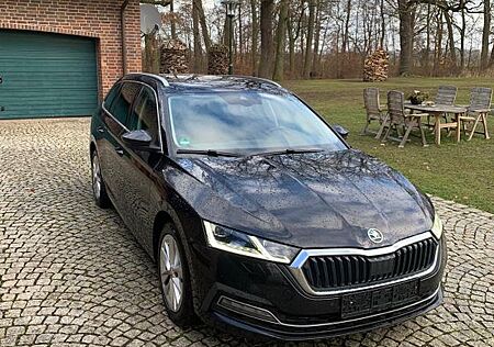 Skoda Octavia Combi Style/LED/NAVI/VIRTUAL/1.HAND