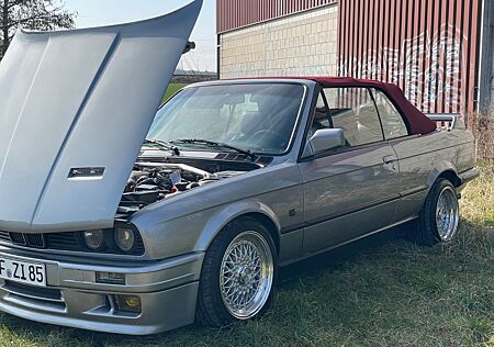 BMW 325 E30 i Cabrio VFL