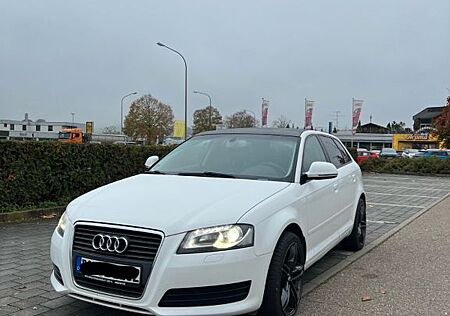 Audi A3 2.0 TDI (DPF) S tr. Ambition Sportback