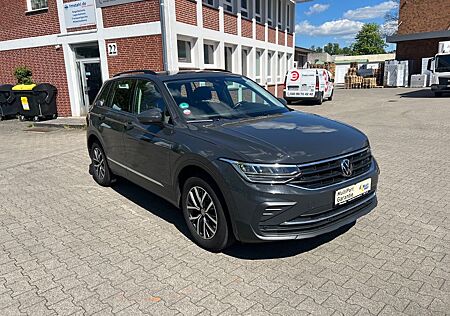 VW Tiguan Volkswagen Life eHybrid/LED/Navi/Sitzheizung/PDC/