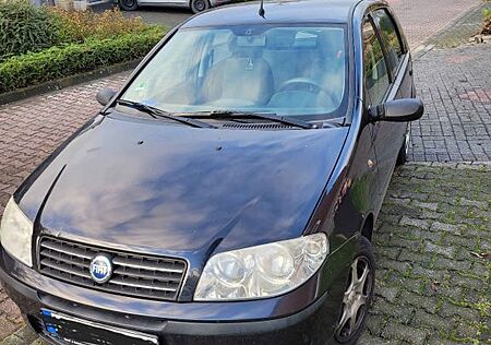 Fiat Punto 1.2 8V - TÜV NEU, Bremsen NEU, 5 Türen