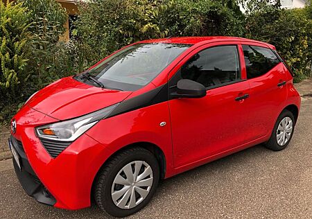 Toyota Aygo (X) -Business