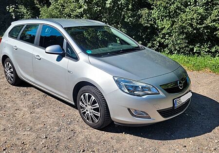 Opel Astra J Sports Tourer 1.4 Turbo Edition 120PS