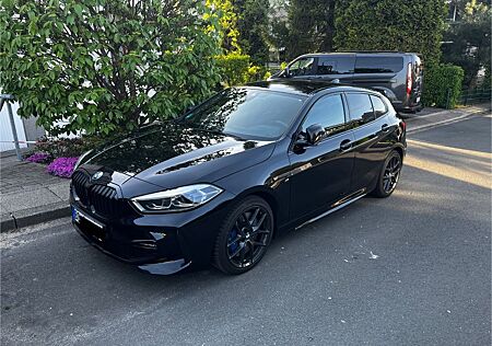 BMW 118i M Sport, Scheckheft *TOP AUSSTATTUNG*