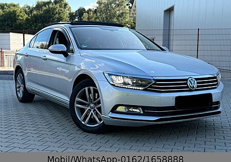 VW Passat Volkswagen Lim. ComfortlineLED Panorama ACC