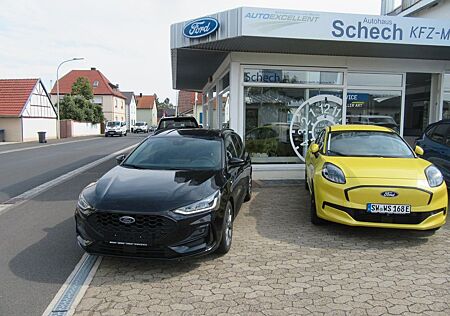 Ford Focus Turnier Hybrid ST-Line X AHK