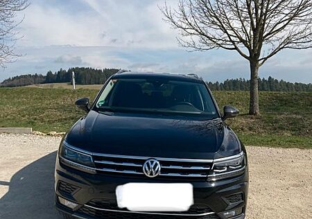 VW Tiguan Allspace Volkswagen 2.0 TDI SCR DSG 4MOTION High...