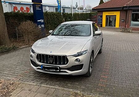 Maserati Levante Benzin 3.0 V6 316kW S GRANLUSSO 4x4 ...