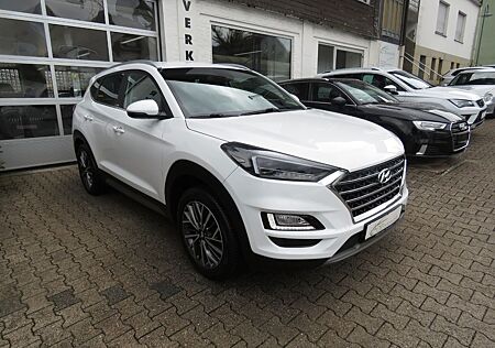 Hyundai Tucson Style 4WD / I-HAND