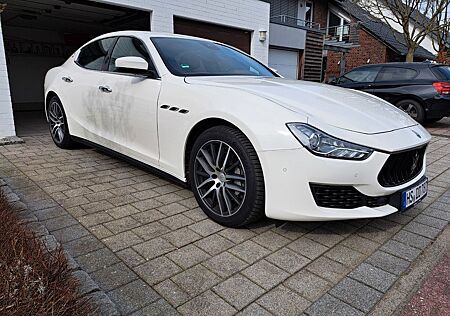 Maserati Ghibli 3.0 V6 350HP GranSport GranSport