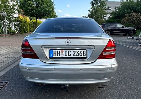 Mercedes-Benz C 220 CDI Automatik